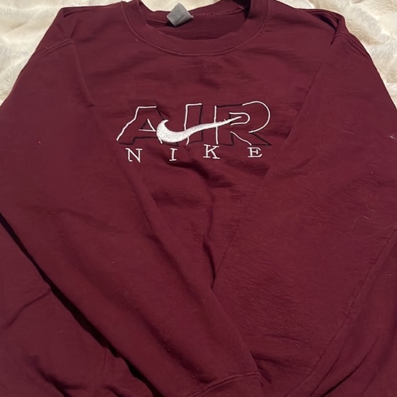 Nike Air Embroidered Crewneck - Picture 2 of 3